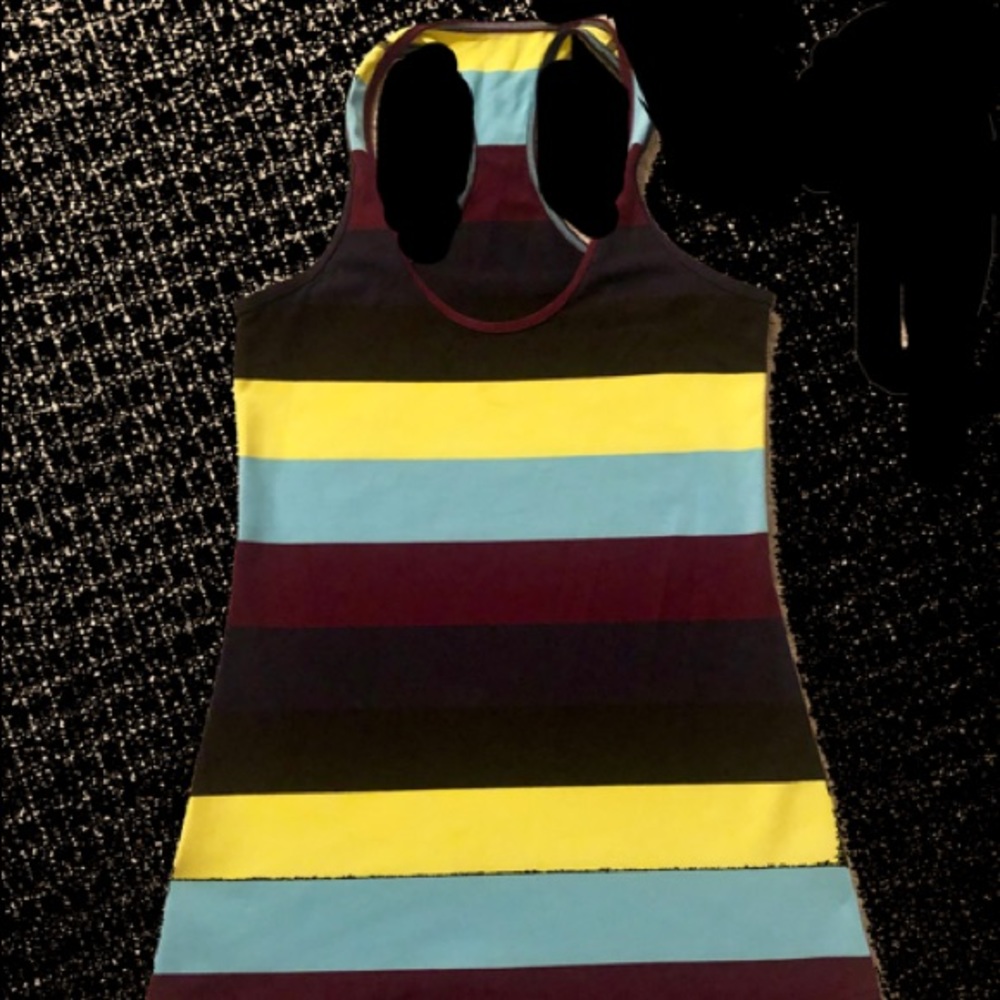 Lululemon tank. Like new condition.